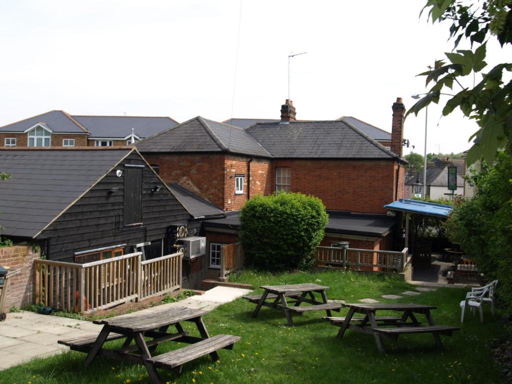 בישופס סטורטפורד Jolly Brewers Free House Inn מראה חיצוני תמונה